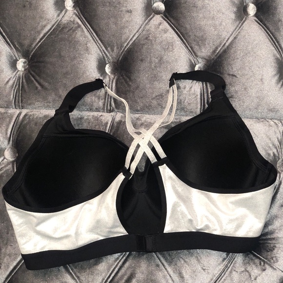 Victoria Secrets Incredible High Impact Bra 38C - Picture 3 of 5